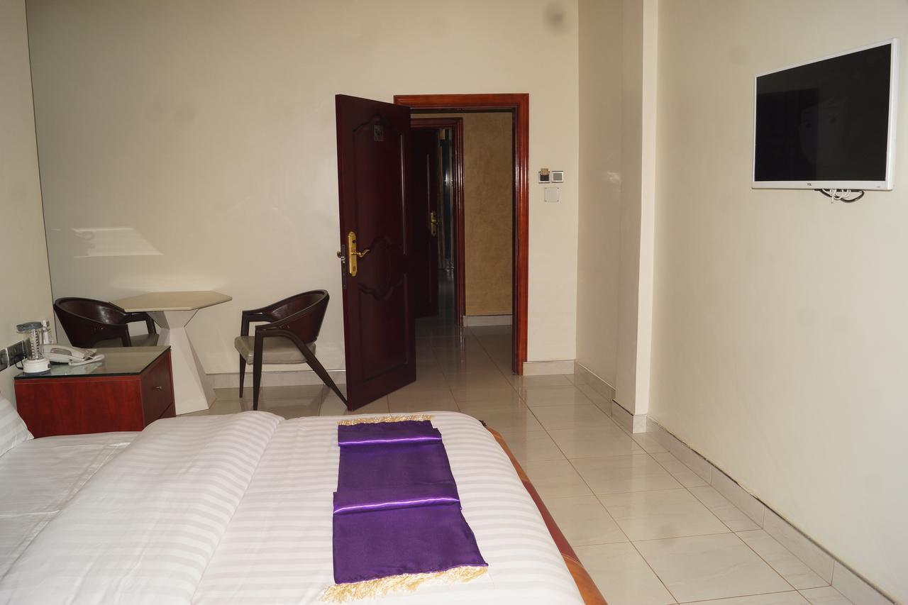 Hotel Ok كامبالا المظهر الخارجي الصورة