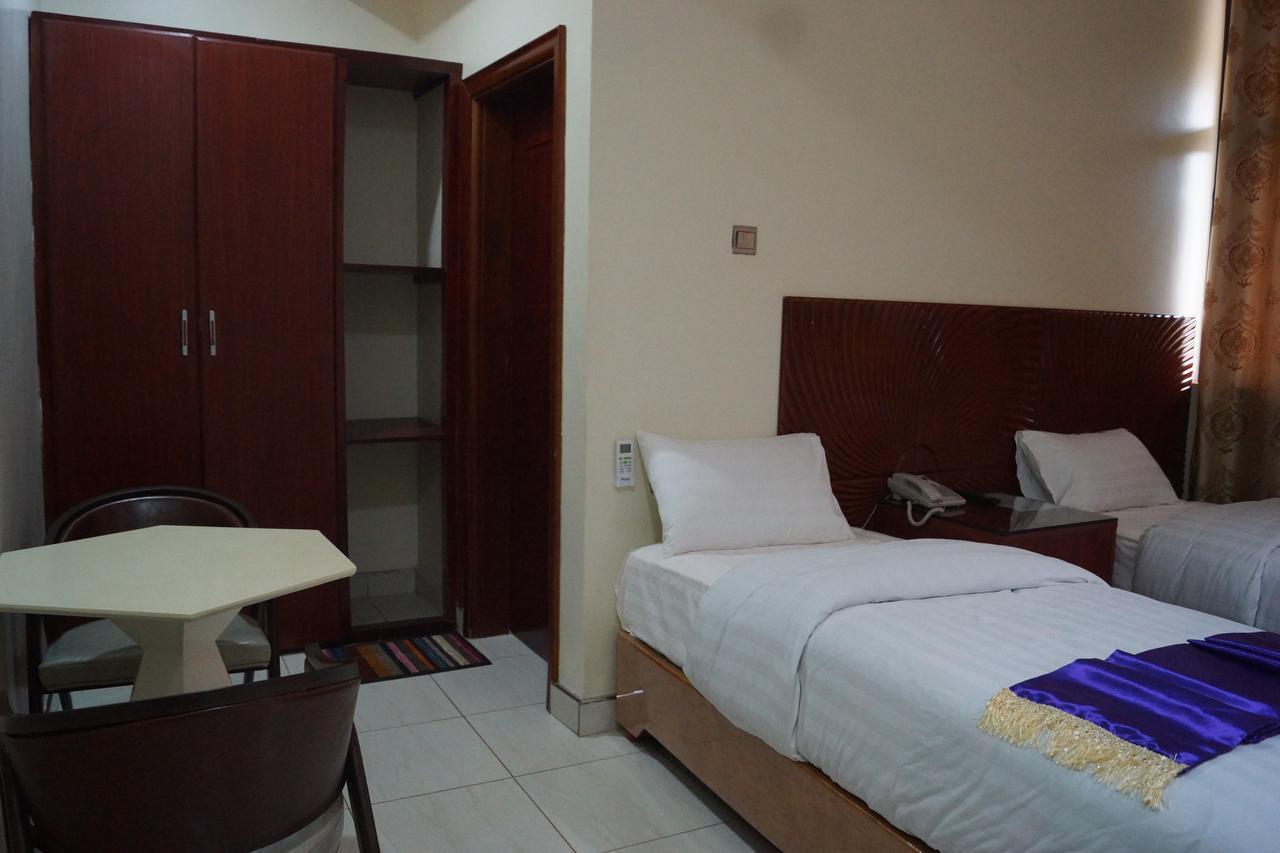 Hotel Ok كامبالا المظهر الخارجي الصورة